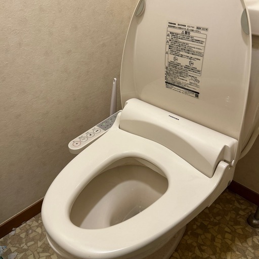 ウォッシュレット機能付き便座(受け渡し者決定済)