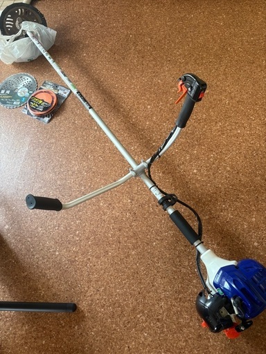 エコー 草刈機 最終値下げ