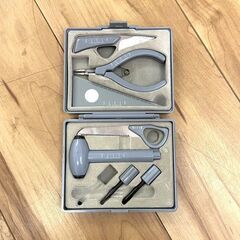 【おまとめ販売】工具セット（ホビー用のこぎり、四ツ目キリ、プラスドライバー、ラジオペンチ、金槌、六角レンチ、多機能ドライバー、カメラクリーニング、ミニ工具）　No.212の画像