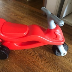 車おもちゃの画像