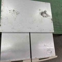 ガスコンロの下に敷く引き出しテーブルの画像