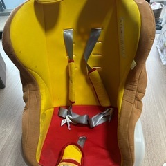 プーさんのチャイルドシートの画像