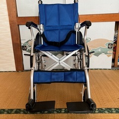 車椅子の画像