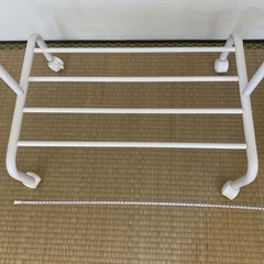 ハンガーラック　ホワイト　スリムの画像