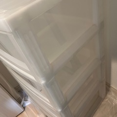 極美品　洋服タンス　4段ボックス　衣装ケースの画像
