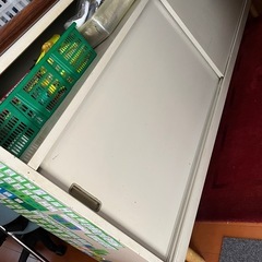 カウンターテーブル
式 キャビネットの画像