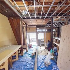 【内装解体/】★業界未経験歓迎★社用車支給で現場まで直行直帰！未経験でも月30万〜！現場仕事なのに週休２日もOK！30年以上の実績ある安定企業手に職をつける！の画像