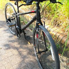 中古自転車 TREK トレック FX3 クロスバイク 自転車 27段変速(前3段、後9段) フレームサイズ400㎜ ブラック 通勤 通学 近所のお出掛けなどにの画像