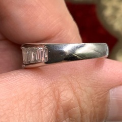 Pt900 バゲットダイヤ　1.085ct　リング　6.4g 一文字　約11号の画像
