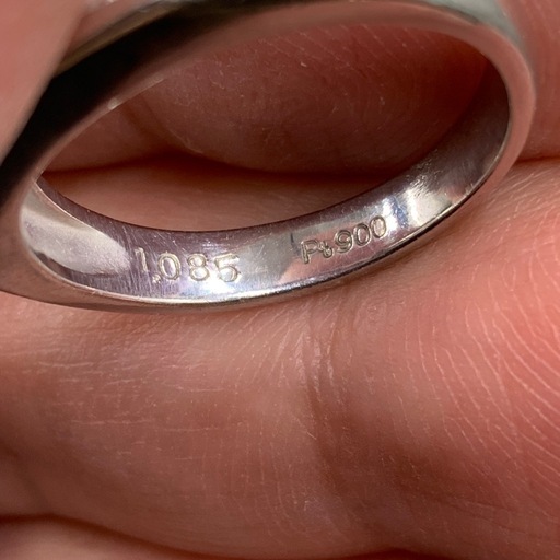 Pt900 バゲットダイヤ　1.085ct　リング　6.4g 一文字　約11号