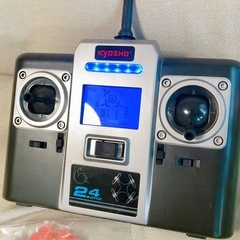 [ドローン] QuattroX ULTRA (kyosyo) 中型カメラ付き 1の画像