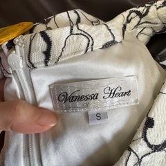 ワンピースドレスの画像