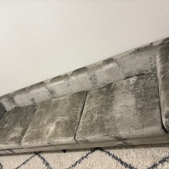 ベロア素材　ソファの画像