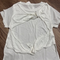 新品❣️E hyphen world galleryダブルバックリボンプルオーバーの画像