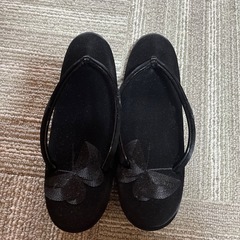 喪服 草履 、数珠、カバンのセット
の画像
