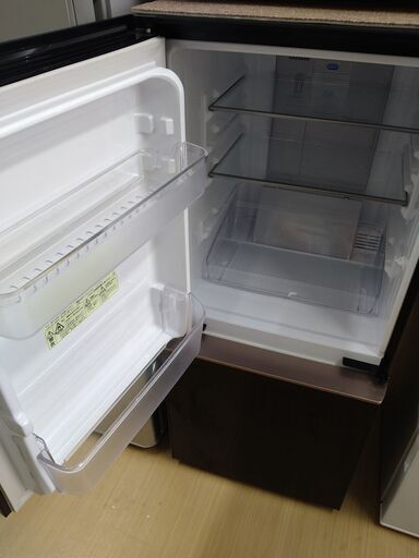 リユースのサカイ浦和店【E378】★冷蔵庫 シャープ SJ-GD14E 2019