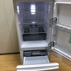 2022年製 そこそこ美品 中古 三菱 146L お手入れ簡単「全段ガラス棚」耐熱トップテーブル 冷蔵庫【MR-P15E2H-W】 【糸島市内 送料無料】250916-9 　の画像