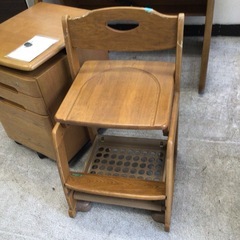 学習机／カリモク製の画像