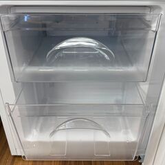 ✨️ジモティー割引✨️【ジャングルジャングル堺初芝店】　冷蔵庫　ニトリ　NTR-106WH　2021　幅(W)474mm × 奥行(D)487mm ×  高さ(H)1131mm　堺市（東区　西区　北区　南区　堺区　美原区）高石市　泉大津市　忠岡町　和泉市　松原市　大阪狭山市の画像