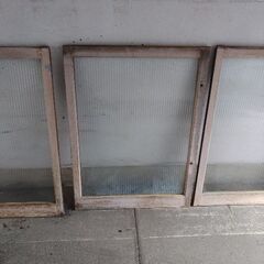 【扉堂】古い木製サッシお譲りします(^_^)の画像