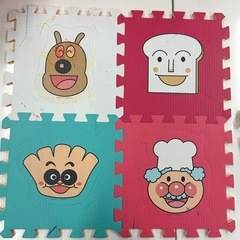 アンパンマンとなかまたち パズルであそぼう！やわらかマット20の画像