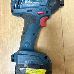 バッテリーインパクトドライバー BOSCHの画像