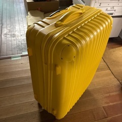 スーツケースの画像