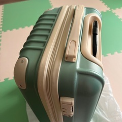 スーツケースの画像