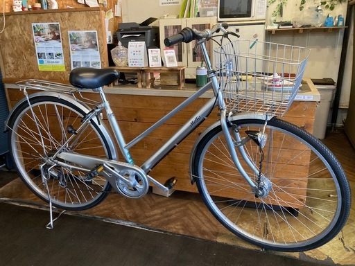 【前後タイヤ・チューブ新品！】 LEDオートライト　6段変速　27インチ自転車　シルバー