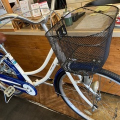 【前輪タイヤ新品！】シングルギア　26インチ自転車　ホワイト×ブルーの画像