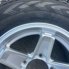 スタッドレスタイヤ　ジムニーシエラ　KEELER TACTICS／キーラータクティクス　ヨコハマタイヤ　アイスガード　195/80R15 2021年製の画像