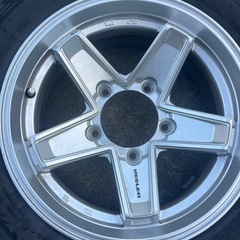 スタッドレスタイヤ　ジムニーシエラ　KEELER TACTICS／キーラータクティクス　ヨコハマタイヤ　アイスガード　195/80R15 2021年製の画像