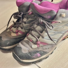 【値下げ】トレッキングシューズ THE NORTH FACE｜Vibramソール 24.5の画像