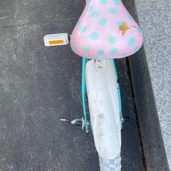 自転車　子供　女の子の画像