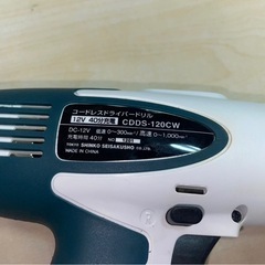 SHINKO　新興製作所　コードレスドライバードリル　CDDS-120CW　電動ドライバー　電動工具　予備バッテリー付　DIY　稼働確認済　中古　③の画像