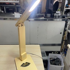 オーム電機　調光式デスクライト　ODS-L12　LED　3段階調光　スタンドライト　タッチライト　卓上　照明　電気　稼働確認済　中古　①の画像