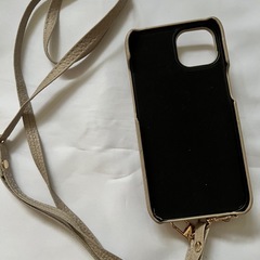 スマホショルダー　iPhone13の画像