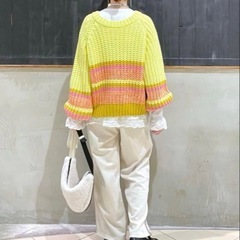 イエロー カラーブロッククルーカーディガン ニットカーディガンの画像