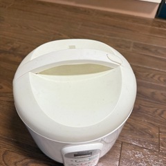 炊飯器の画像