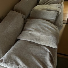 ソファーベッドの画像