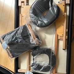 使用一回、ほぼ新品の施術ベッドの画像