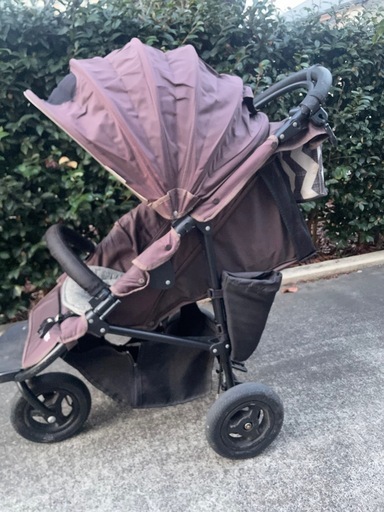 エアバギー　ココブレーキ　レインカバー付き