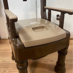 ポータブルトイレ　未使用品の画像