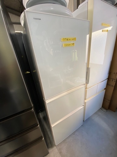 お薦め品‼️ちょっと訳あり 東芝ガラストップ3ドア冷凍冷蔵庫330L 2017年