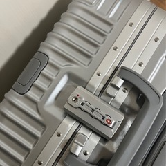 スーツケース　機内持ち込みサイズ
の画像