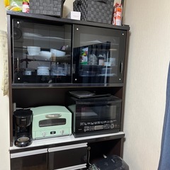 食器棚の画像