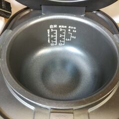品質保証☆配達有り！5500円(税込）シャープ 3合炊き マイコンジャー炊飯器 2023年製 ブラックの画像