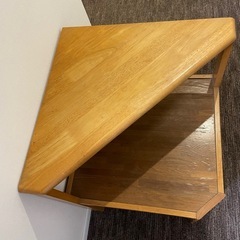 棚【カリモク】の画像