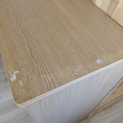 食器棚の画像