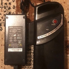 21テクノロジー　電動自転車バッテリー&充電器の画像